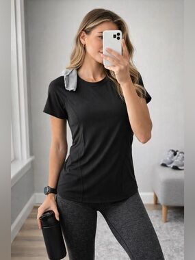 Spyder Active Black Athletic Top Youth Large / Women’s XS Fitted